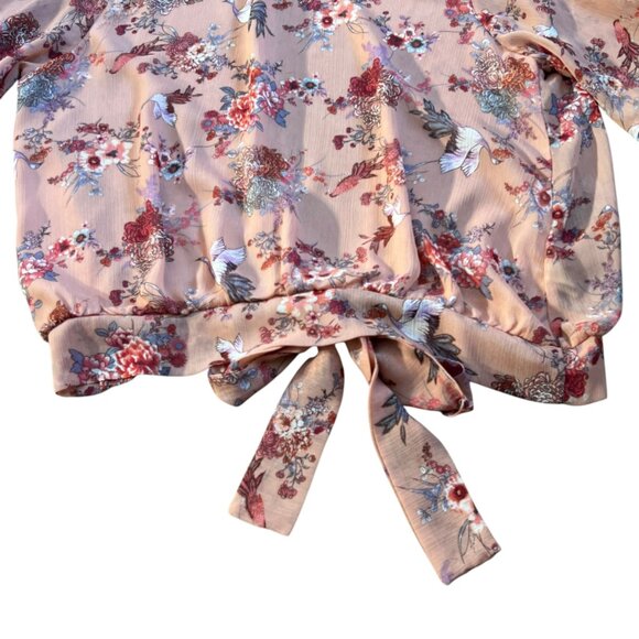 Gimmicks by BKE Buckle Ruffle Open Tie Back Boho Floral Top - Large - Picture 3 of 16